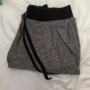 PINK by Victoria Secret ultimate gym sweats SO COMFORTABLE